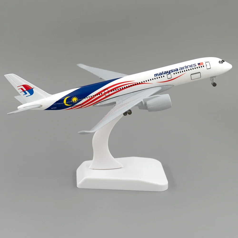 Aereo da 20 cm Airbus Malaysia - Kids Toys Malaysia recensione e prezzo
