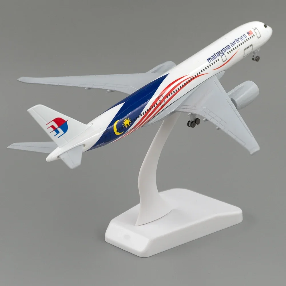 Aereo da 20 cm Airbus Malaysia - Kids Toys Malaysia recensione e prezzo